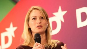 Katie Jacobs Stanton_L